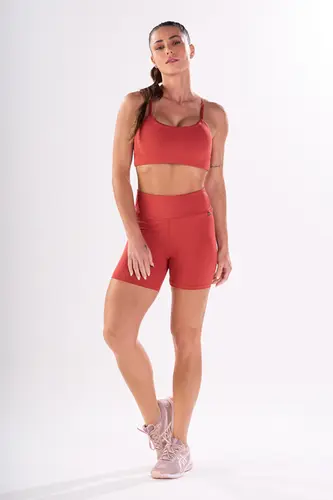 Shorts meia coxa básico