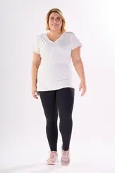 Blusa com degote V e aberturas nas laterais