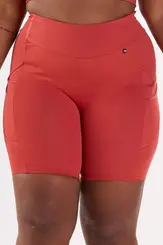 Bermuda com três bolsos