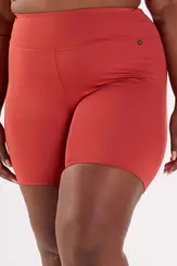 Shorts meia coxa básico