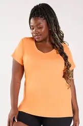 Blusa com degote V e aberturas nas laterais