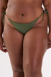 Calcinha com laterias amarradinhas