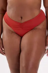 Calcinha com cós franzido