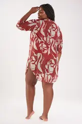 Chemise com botão estampada