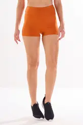Shorts curto básico