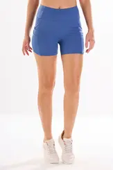 Shorts com três bolsos