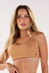 Top trançado nas costas