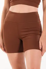 Shorts Essential
